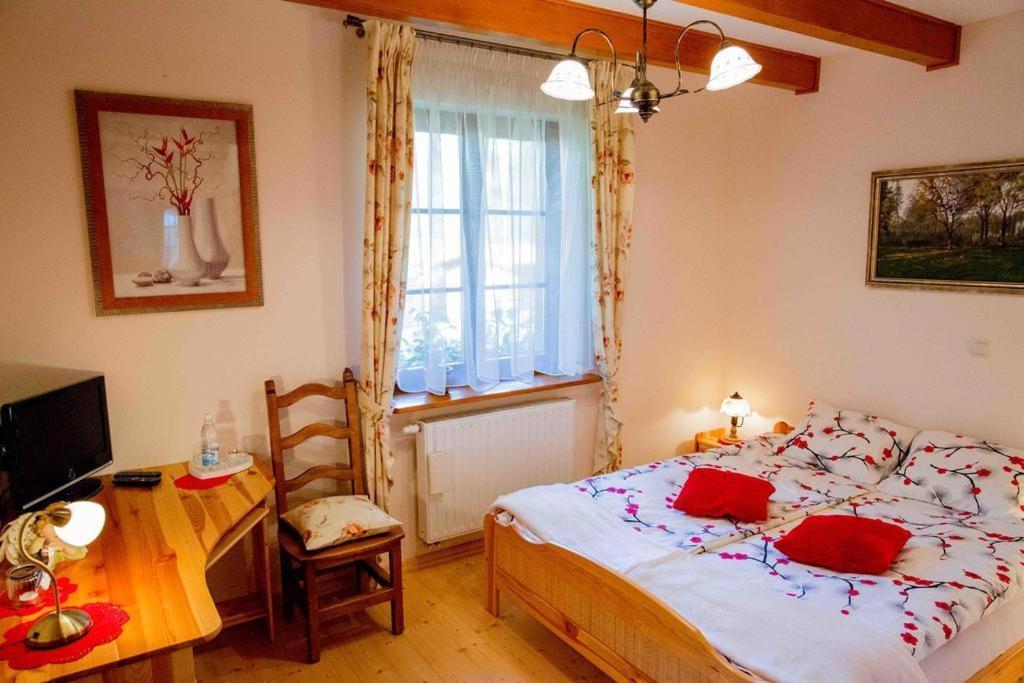 Piwniczna-Zdroj Willa Nad Popradem Bed & Breakfast エクステリア 写真