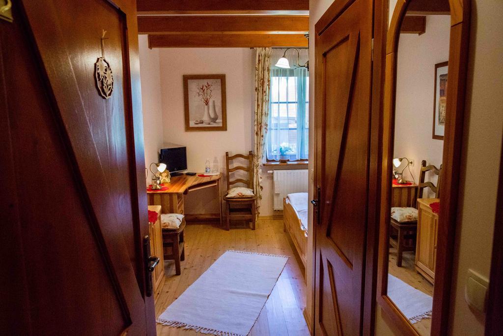 Piwniczna-Zdroj Willa Nad Popradem Bed & Breakfast エクステリア 写真